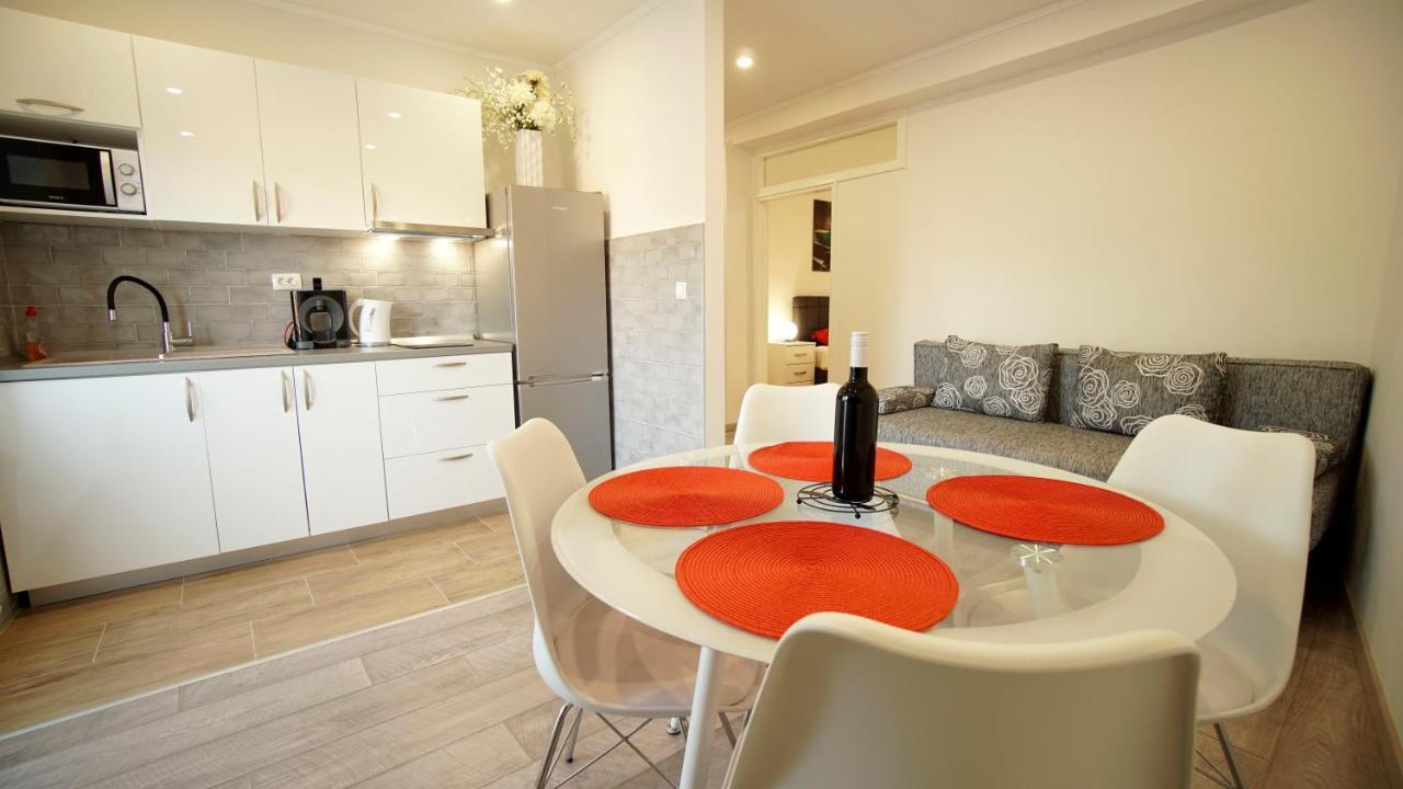 Apartment Caramela Нін Екстер'єр фото
